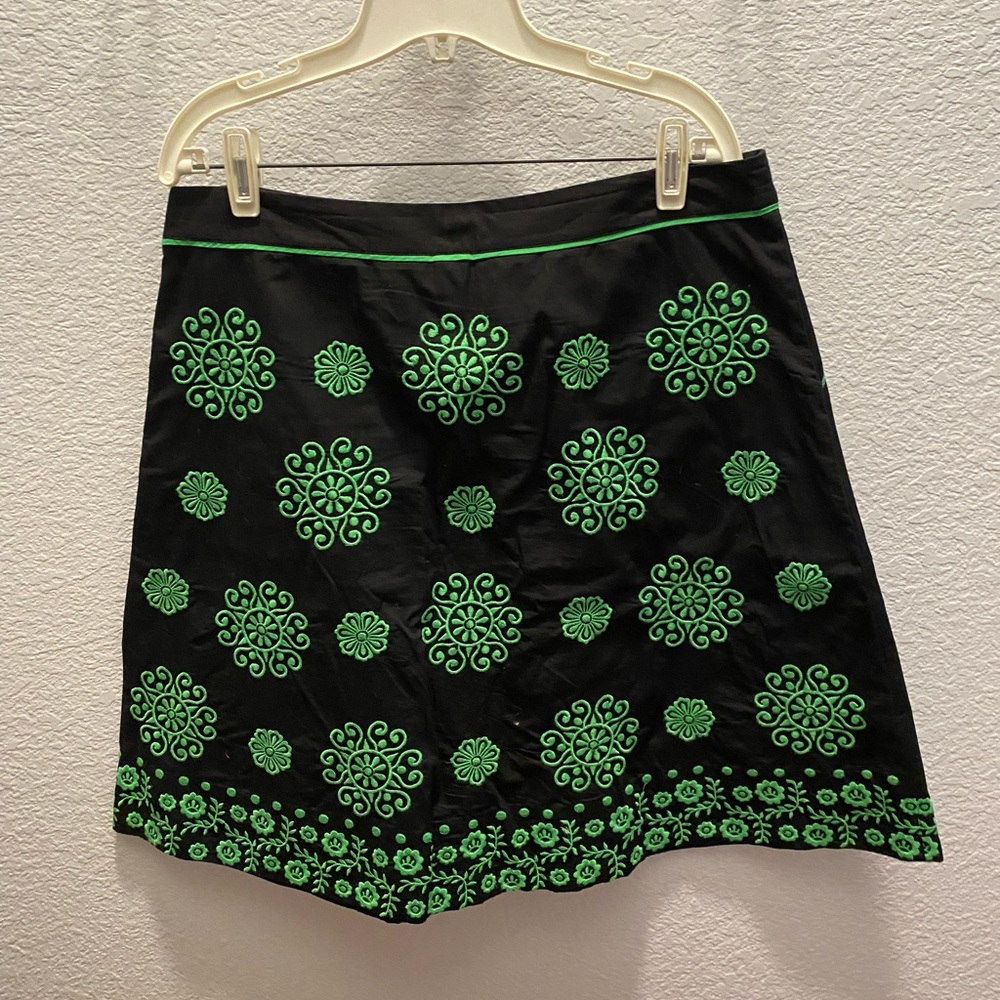 Skirt - Picture 2 of 5